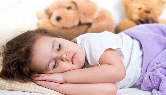 sleeping-to-increase-kids-height